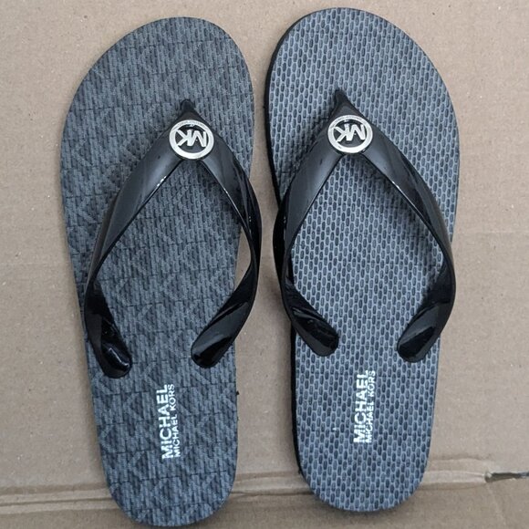 MICHAEL KORS Women's Flip Flops ACTIVE TRAVIS FLIP FLOP Size 6M Black - Picture 2 of 10